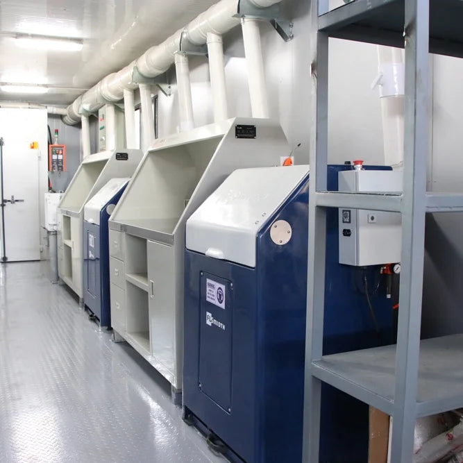 Laboratory dust collector dust and fume extraction system